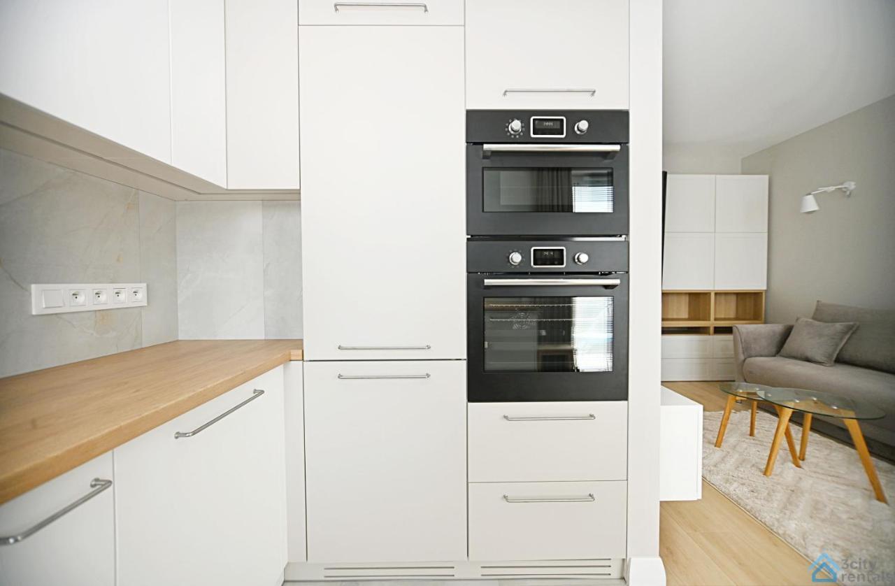 Beige 3City Apartment With Parking In Gdansk By Noclegi Renters Ngoại thất bức ảnh