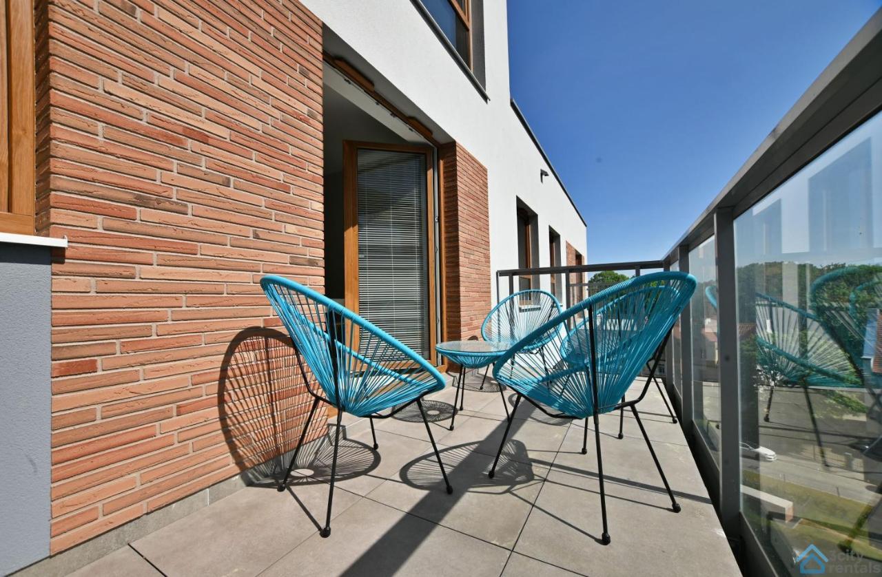 Beige 3City Apartment With Parking In Gdansk By Noclegi Renters Ngoại thất bức ảnh